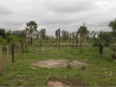 Terreno à venda em Costa Azul, Limpio 2
