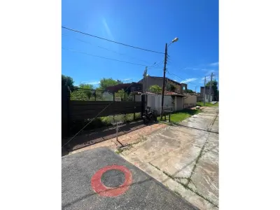 Terreno à venda no Cuarto Barrio, Luque 5