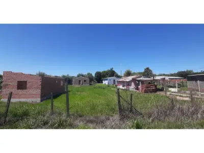 Terreno en venta en el Barrio Arroyo Porá 2