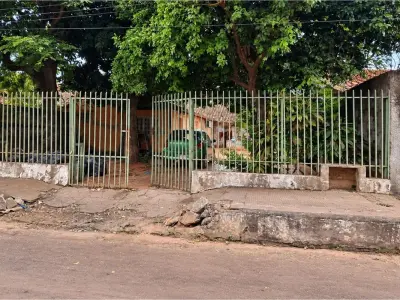 Terreno à venda no centro de Luque, Central 3