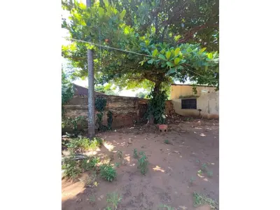 Terreno à venda no centro de Luque, Segundo Barrio 4