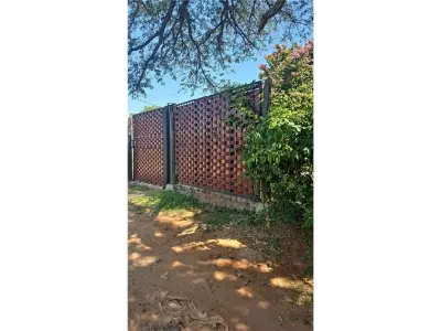 Terreno à venda no centro de Mariano Roque Alonso 4