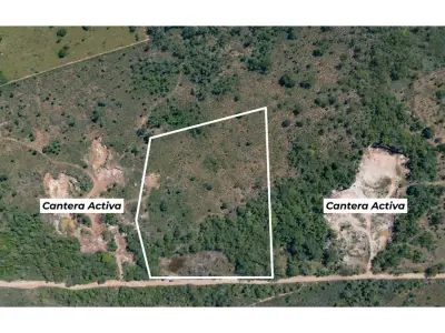 Terreno en venta en Emboscada, Cordillera 4