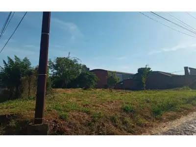 Land for sale in Encarnación, Bernardino Caballero 3
