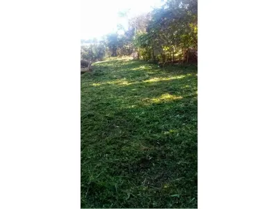 Terreno en venta en Encarnación, Itapúa 5