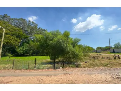 Terreno à venda em esquina de 2864 m² na Zona Norte 3