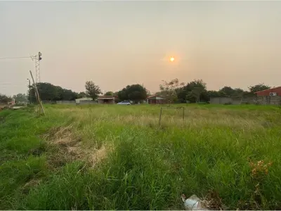 Terreno à venda em esquina em Isla Aveiro, Limpio 3