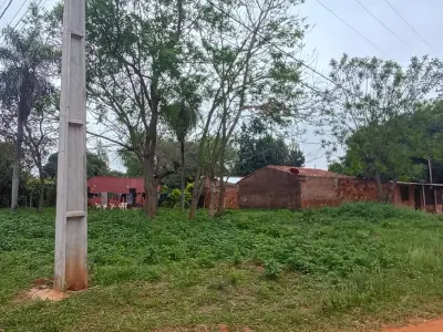Terreno à venda em esquina em Itauguá, Central 2