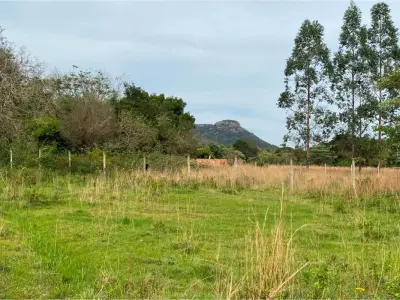 Terreno en venta en esquina en Mbatoví, Paraguarí 2