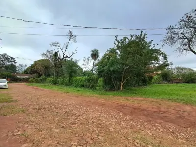 Terreno en venta en esquina en San Lorenzo 4
