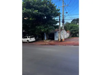 Terreno à venda em esquina no Tercer Barrio, Luque 4