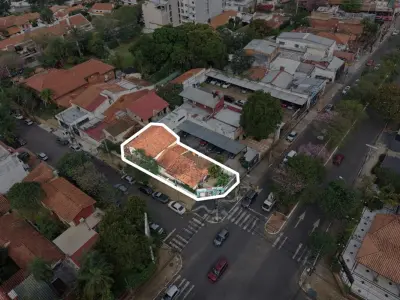Terreno en venta en esquina sobre Av. Brasilia 3