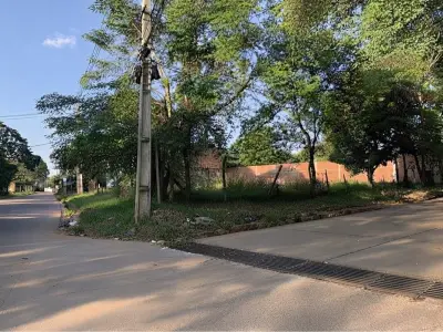 Terreno en venta en esquina sobre Av. Pratt Gill, Ñemby 4