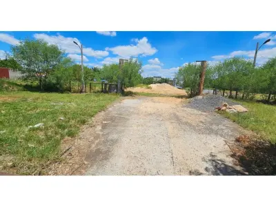 Terreno à venda em Fernando de la Mora Norte 4