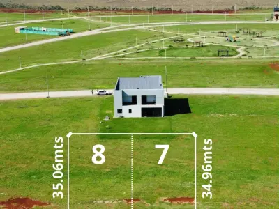 Terreno à venda em Hernandarias, Costa del Lago com associação Crystal 2