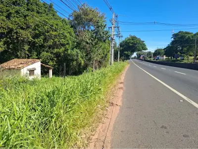 Terreno à venda em Itauguá, 1.102 m² 2