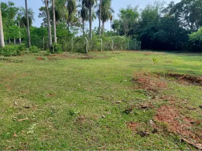 Terreno à venda em Itauguá, Central 4