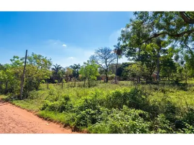 Terreno à venda em Itauguá, Central 2