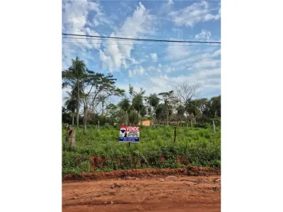 Terreno à venda em Itauguá, Central 3
