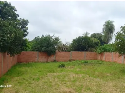 Terreno à venda em Julián Augusto Saldivar, Central 3