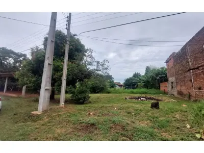 Terreno à venda em Kennedy, Capiatá 4
