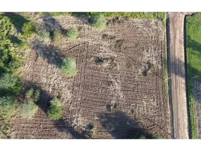 Land for sale in Kleefeld, Loma Plata 4