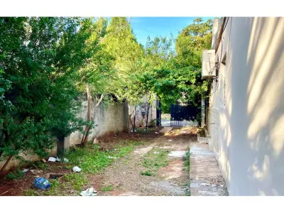 Terreno à venda em Lambaré, bairro Kennedy 3