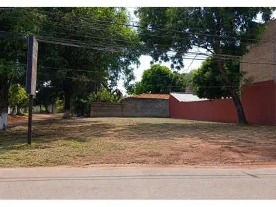 Terreno à venda em Laurelty, Luque, 360 m² 2