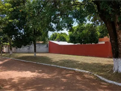 Terreno à venda em Laurelty, Luque, 360 m² 3