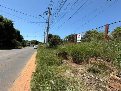 Terreno à venda em Laurelty, Luque 3
