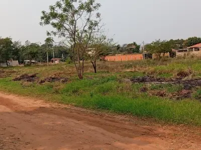 Terreno en venta en Loma Merlo, Luque 3