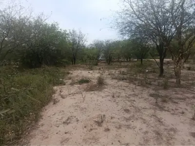 Terreno en venta en Loma Plata, Boquerón 2