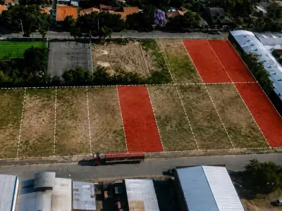 Terreno à venda em Loma Pytá, Assunção 3