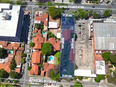 Terreno en venta en Los Laureles, Asunción 4