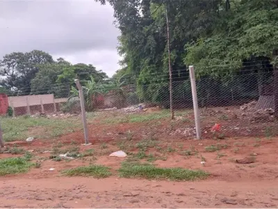 Terreno à venda em Luque, bairro Marambure 2