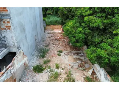 Terreno à venda em Luque, Central 3