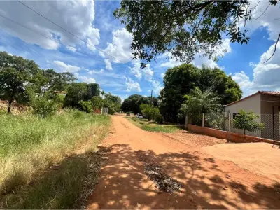 Terreno à venda em Luque, Central 3