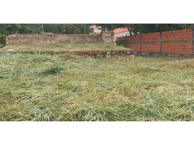 Terreno à venda em Luque, Mora Kue 4