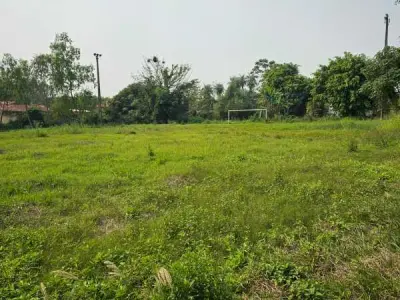 Terreno a venda em Luque, Segundo Barrio 3