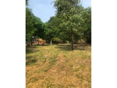 Terreno à venda em Mariano Roque Alonso, Central 3