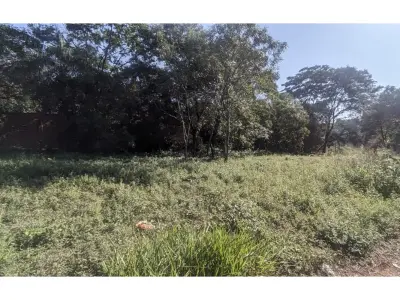 Terreno à venda em Marin Ka'aguy, Luque, 840 m² 3