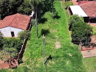 Terreno à venda em Mbokajaty, Ñemby, 940 m² 2