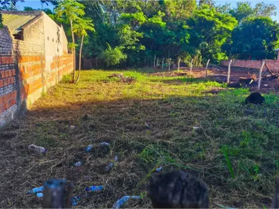 Terreno à venda em Montaña Alta, Limpio 2