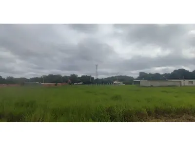 Terreno à venda em novo loteamento em Luque 2