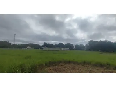 Terreno à venda em novo loteamento em Luque 3