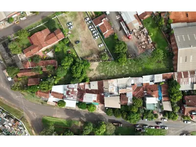 Terreno à venda em Padre Bolik, Encarnação 3