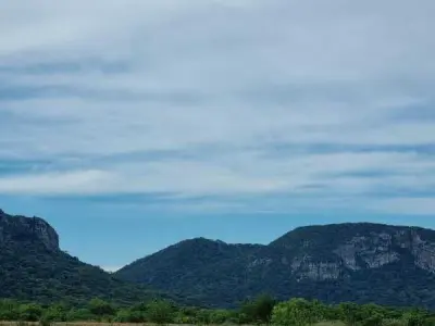 Terreno à venda em Paraguarí com vista para o Cerro Hü — 360 m² 2