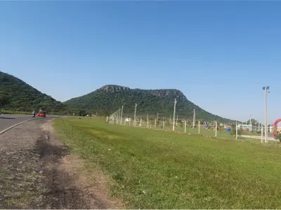 Terreno à venda em Paraguarí, região do Cerro 3