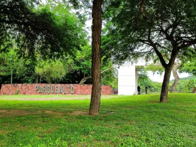 Terreno à venda em Parquealto, Ypacaraí 3