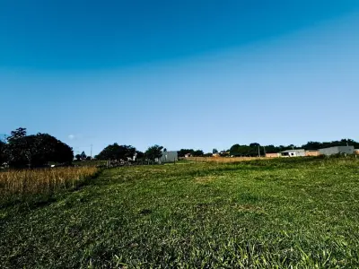 Terreno à venda em Pedrozo Sub-Urbano, Ypacaraí 3